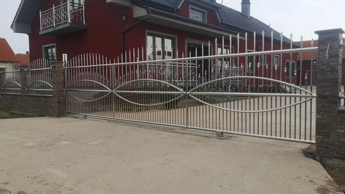 Prohromske ograde kapije - Aleksinac