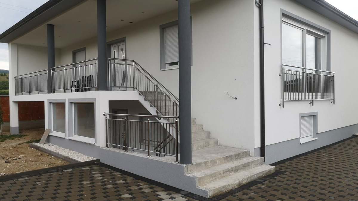 Prohromski gelenderi - selo Raince kod Preševa