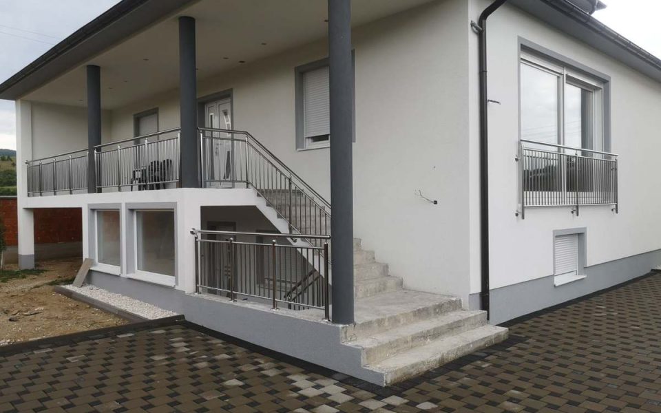 Prohromski gelenderi - selo Raince kod Preševa