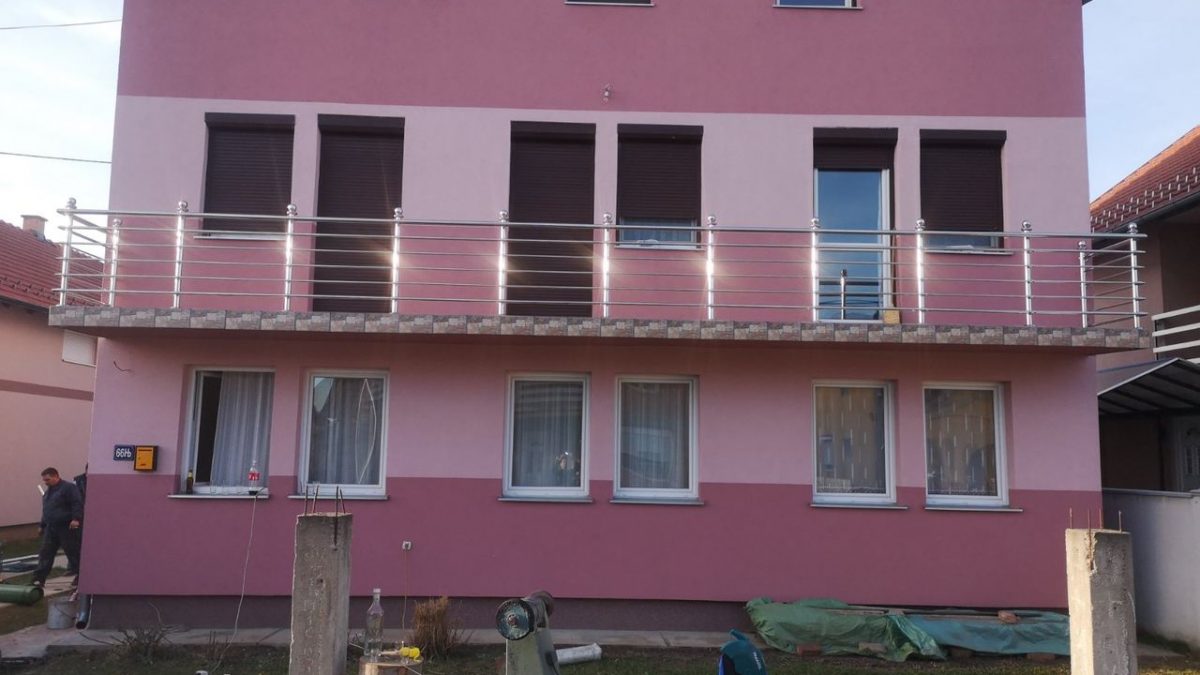Prohromski gelenderi Batajnica