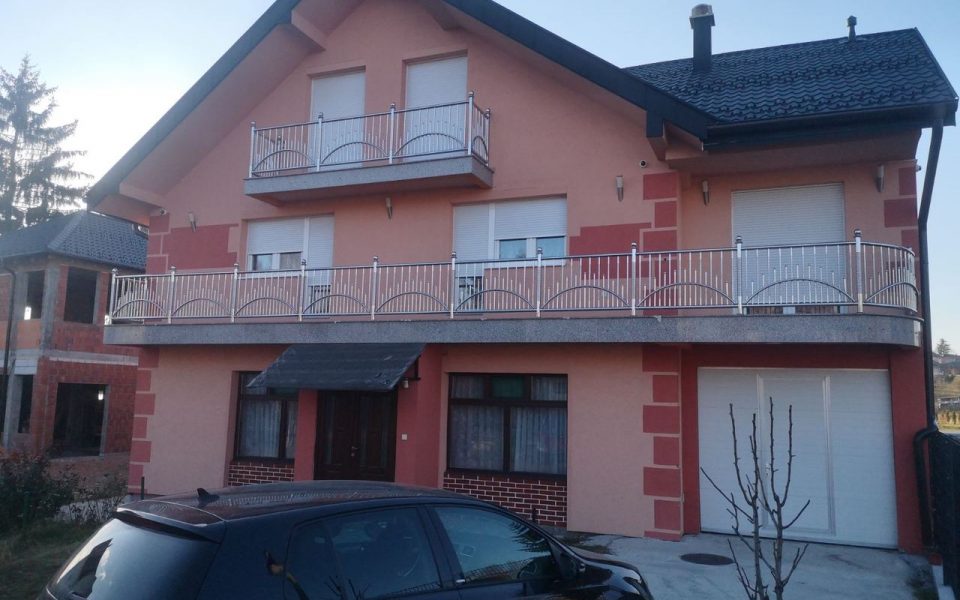 Prohromski gelenderi Sjenica