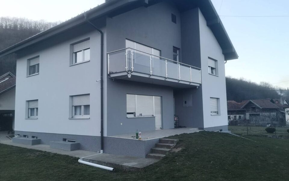 Gelenderi i ograde u kombinaciji Inox - Staklo